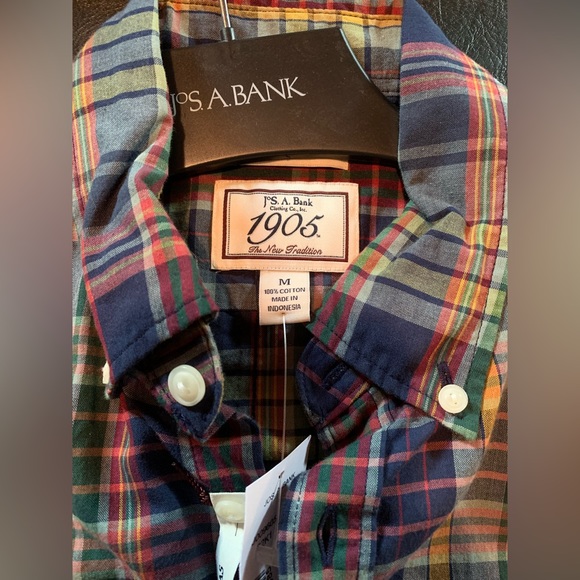 New with tags button down short sleeve shirt. - Picture 2 of 3